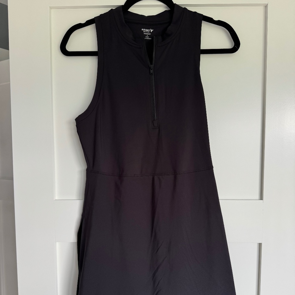 Old Navy Black Athletic Dress
